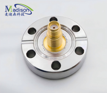 雙端SMAD 18G超高真空饋通